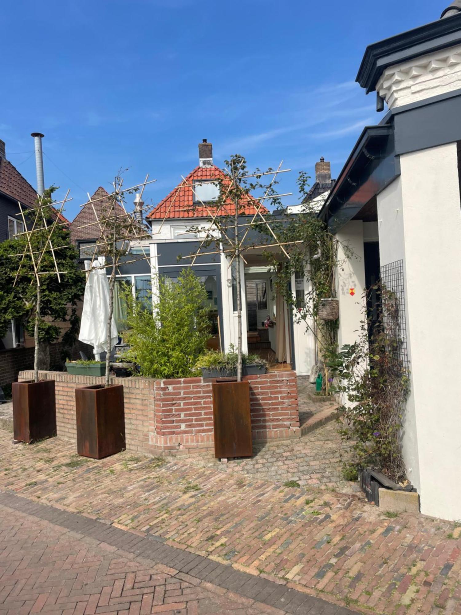 Huis Aan De Haven Lemmer Exterior photo